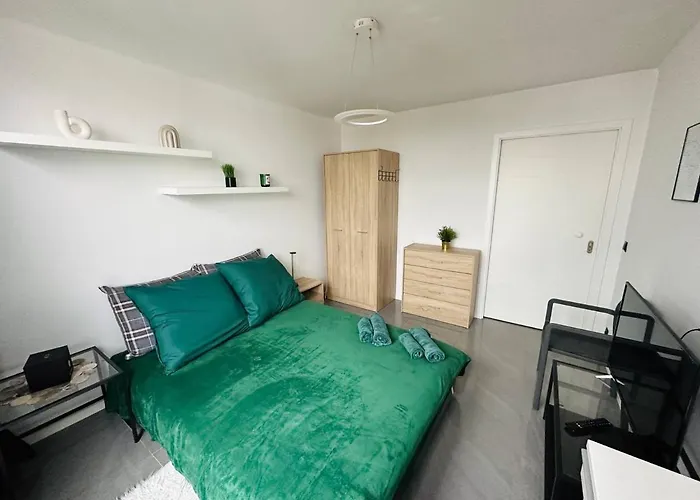 Warsaw City Center Rooms
