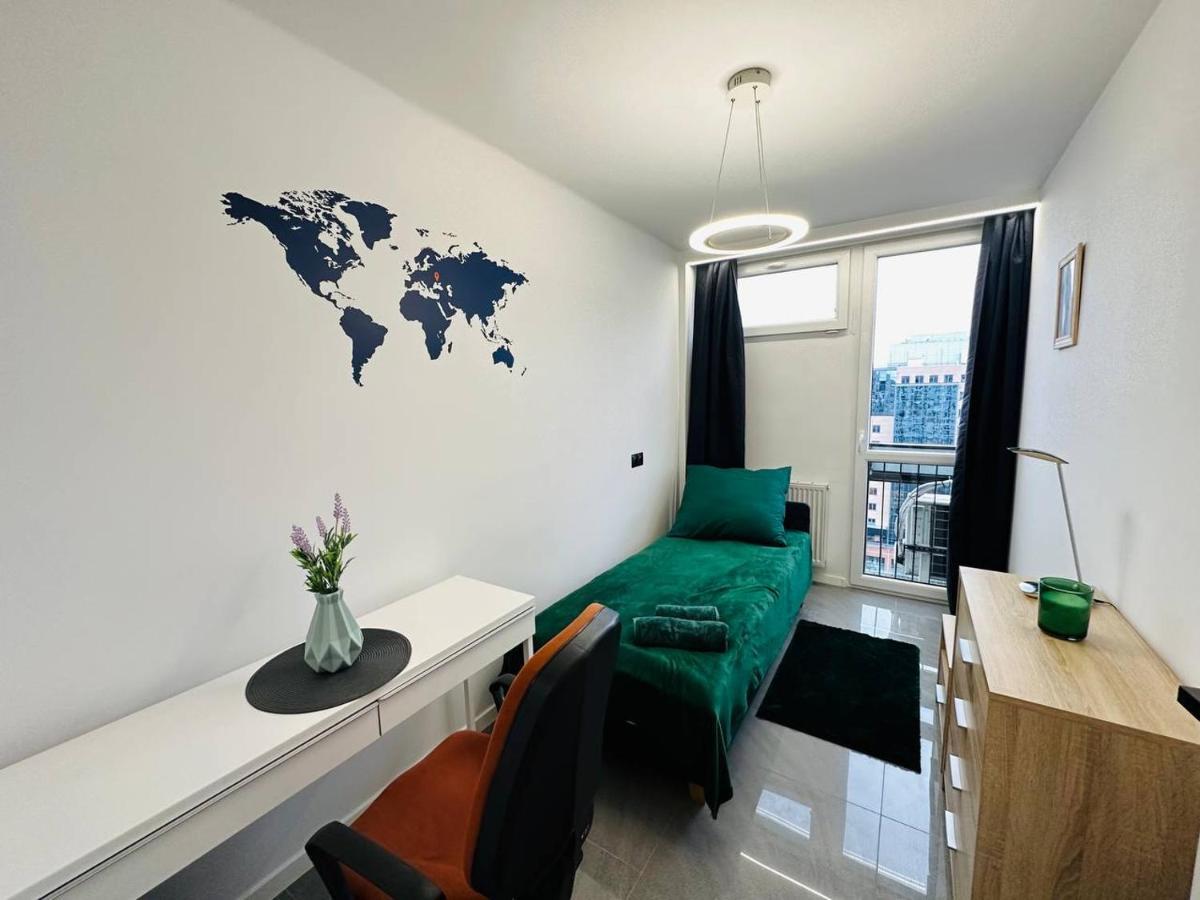 Homestay Center Warsaw
