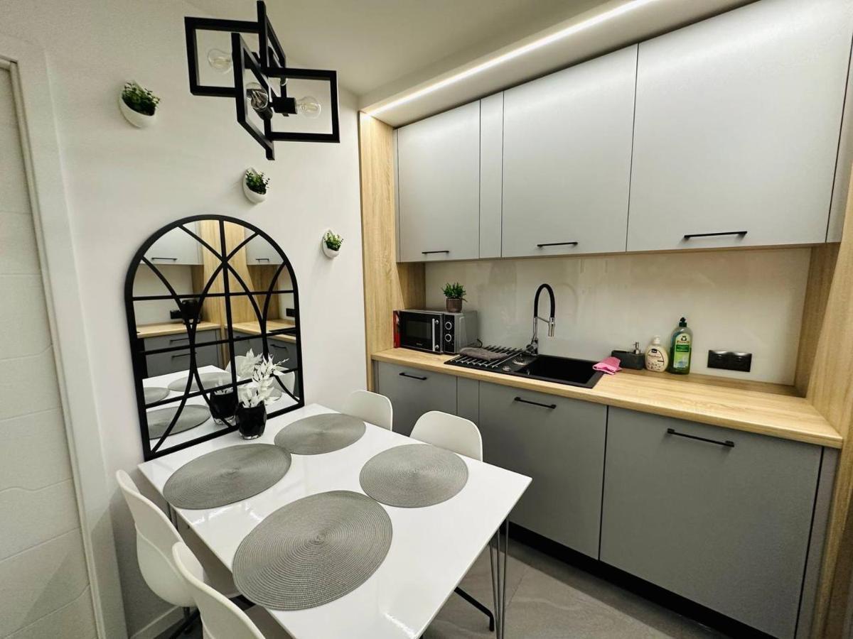 Homestay Center *